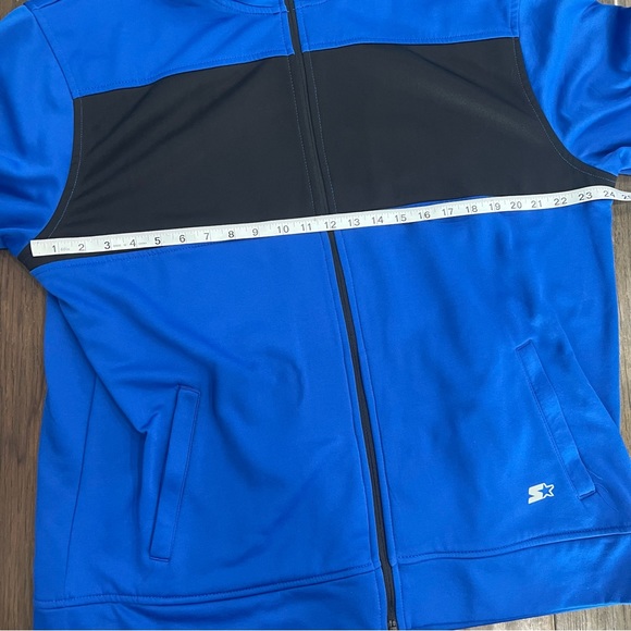 Starter XL Zip Up Sweater - Picture 9 of 12